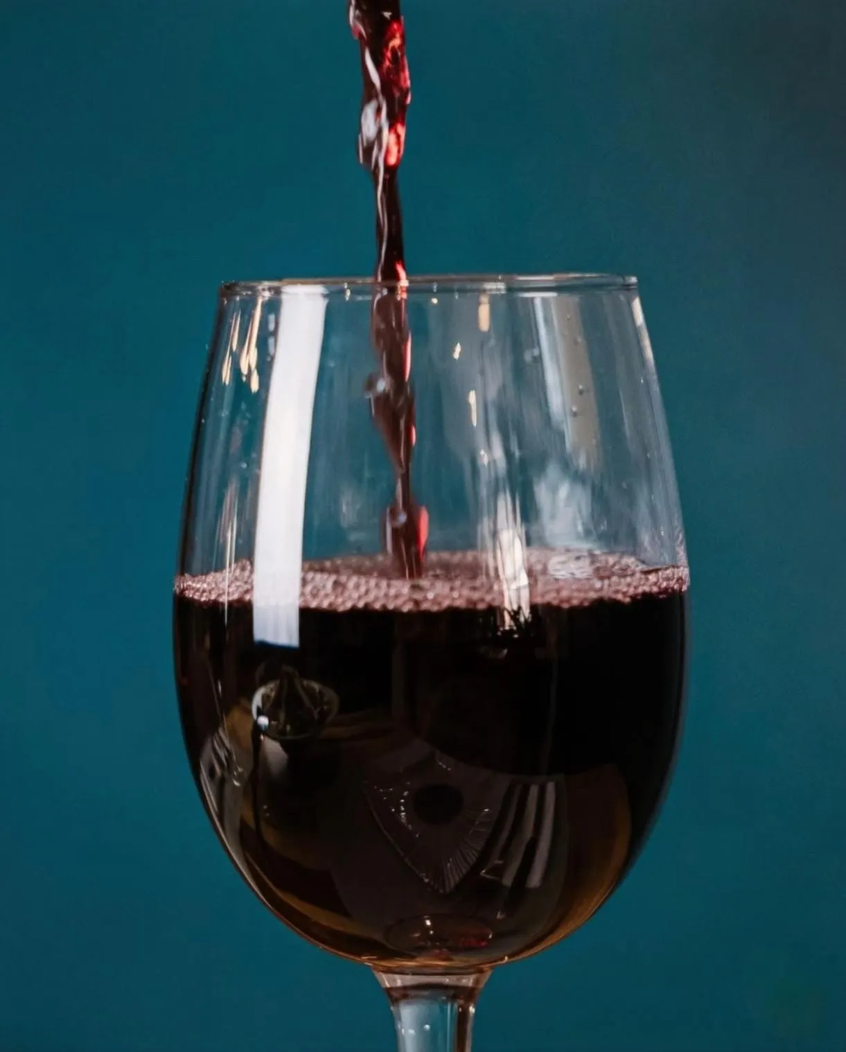 Service dégustation vin rouge