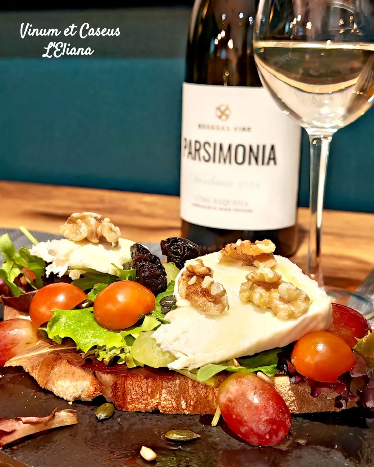 Toast gourmand fromage et noix